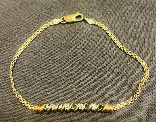 14 Kt Gold Emeraald and Diamond Chip Bracelet