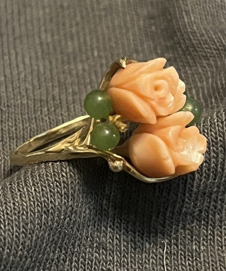 10 Kt Gold Pink Coral and Jade Ring