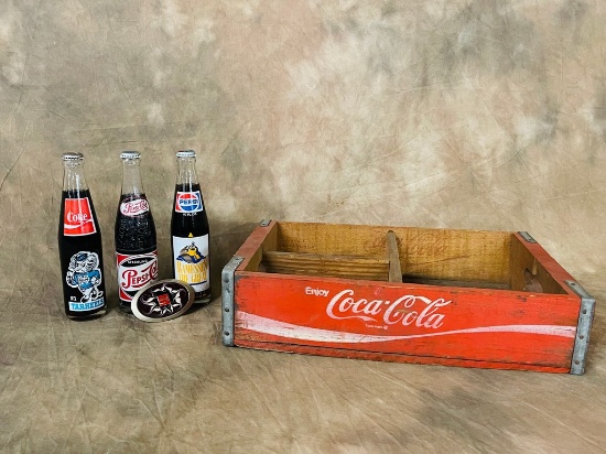 Vintage Wood Red Coca-Cola Crate With 2 Pepsi & 1 Coke Collectors Bottle