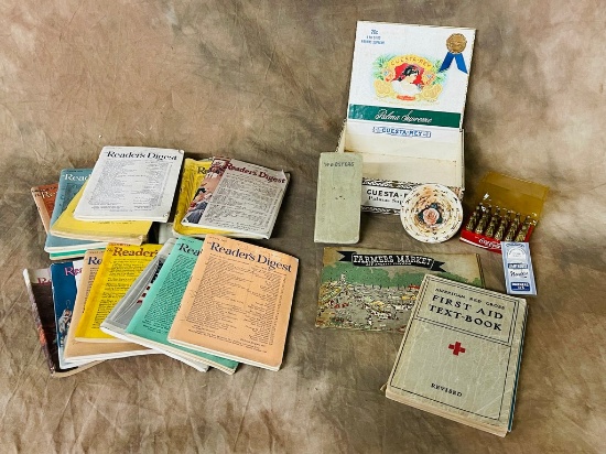 Paper & Collectibles Lot