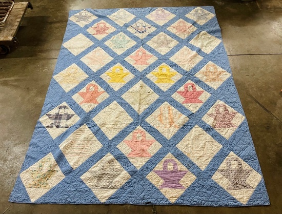 Antique Basket Pattern handmade Quilt