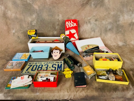 Box Lot Vintage Collectibles