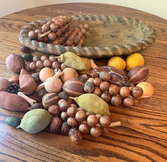 Ceramic Center Bowl with Fruit