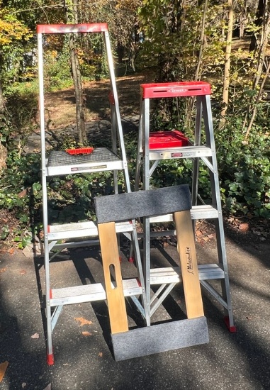 Four Foot Warner Aluminum Folding Step Ladder