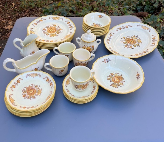 Metlox Poppytrail Dinner Ware Set