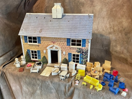 Cardboard Childs Color Lithograph Doll House.
