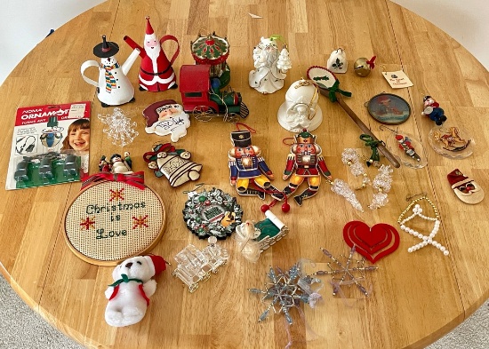 Lot of Christmas Items