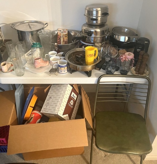 Miscellaneous Kitchen Lot