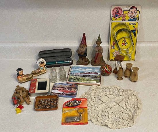 Vintage Collectibles Lot