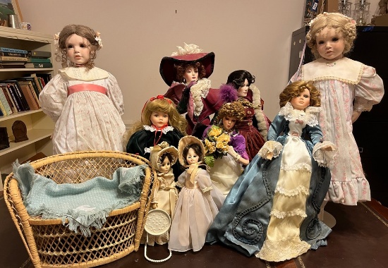 Tote of Dolls