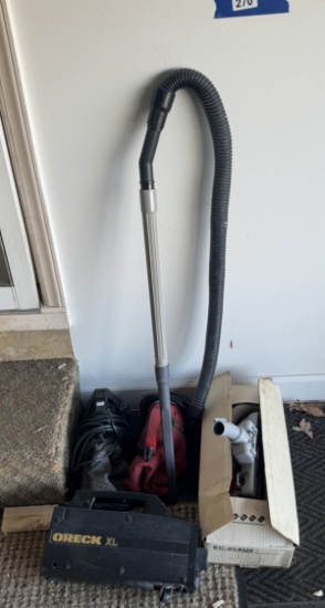 Lot of Vaccums