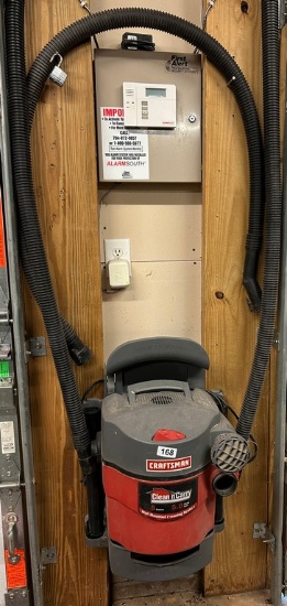 Craftsman 5 Gal. Wall Mount Clean & Carry Shop Sweeper
