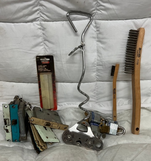 Tool And Lock Lot