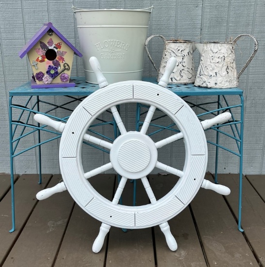 Lot of Porch Décor