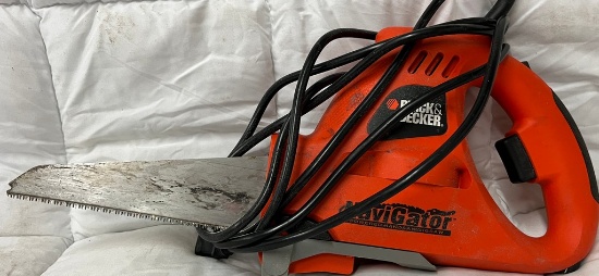 Electric Navigator Black & Decker Saw