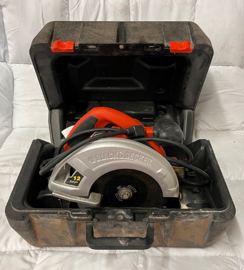 Black & Decker Circular Saw In Hardshell Case