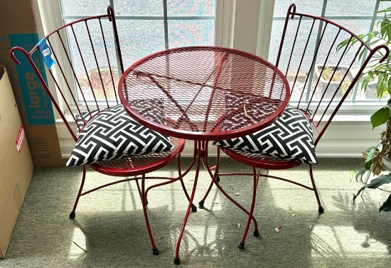 Ice Cream Table and Two Chairs