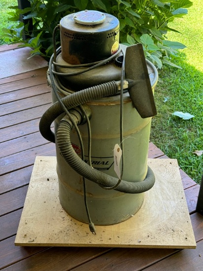Dayton Industrial Shop Vac