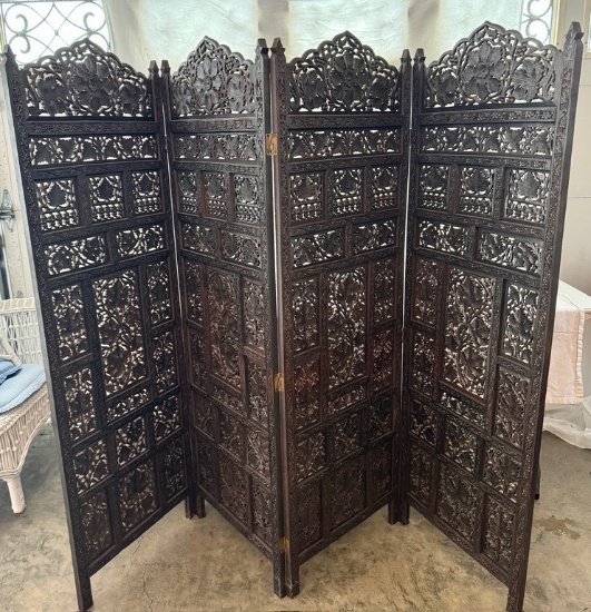 Folding Plastic Screen