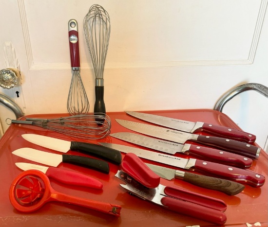 Modern Kitchen Utensils and Knives