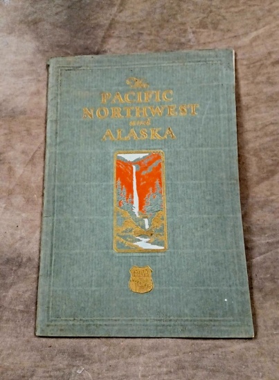 Nice Stiff Paper Wrapped Travel Booklet 1930 Published by the Union Pacific Railroad