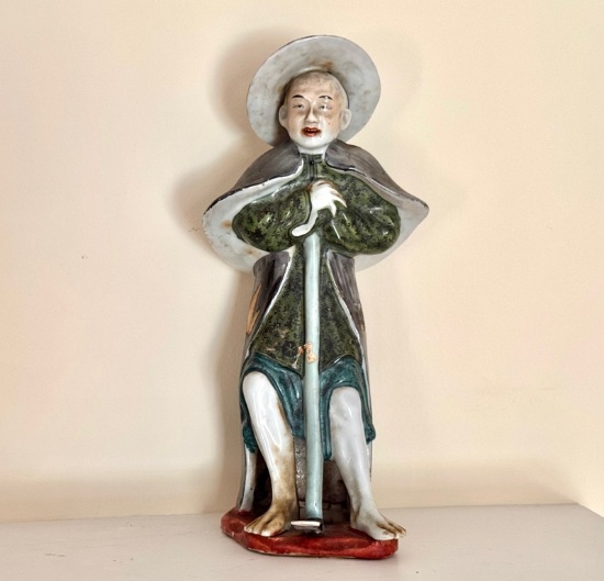 Antique Chinese Porcelain Figure Of Farmer Holding Hoe
