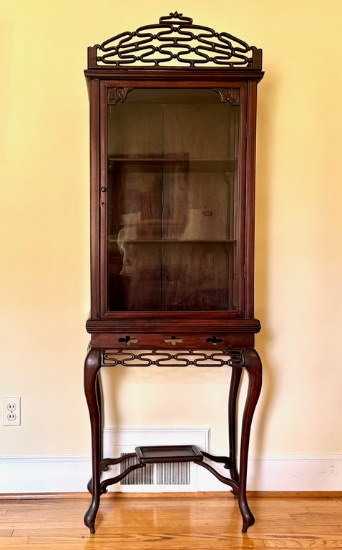 Fine Mahogany Chinese Vitrine