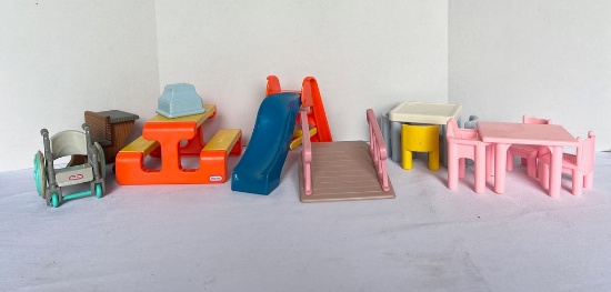 Little Tikes Plastic Garden Set with Wheelchair