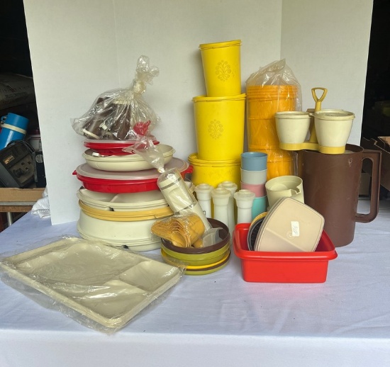 Collection of Tupperware