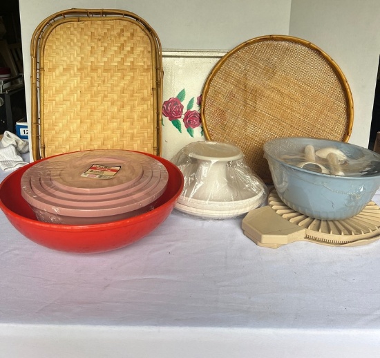 Grouping of Trays and Bowls and More