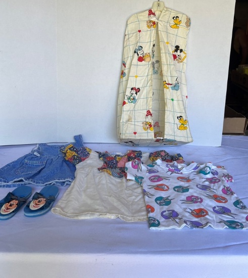 Box of Vintage Fabric Items