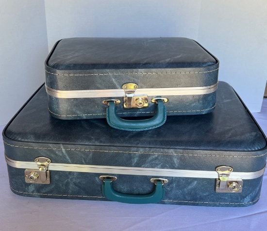 New Vintage Two Matching Pieces of Luggage