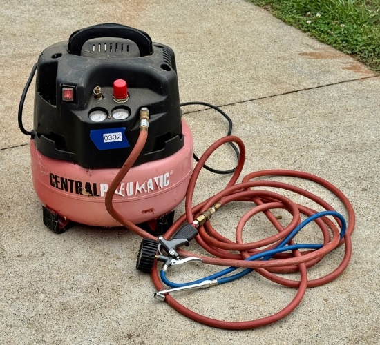 Central Pneumatic 15 Gallon Air Compressor