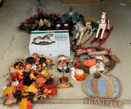 Holiday Décor Lot