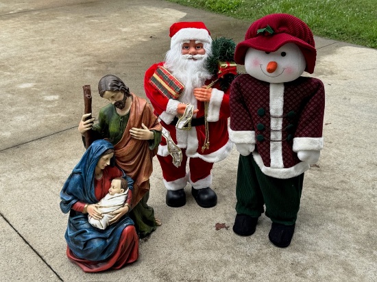Lot Of 3 Christmas Decorations