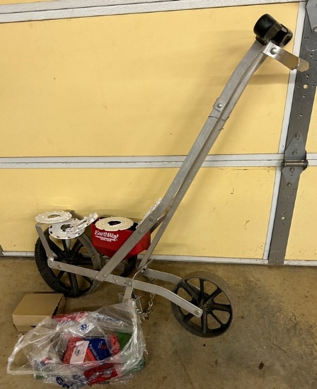 Earthway Precision Garden Seeder Model 1001 B