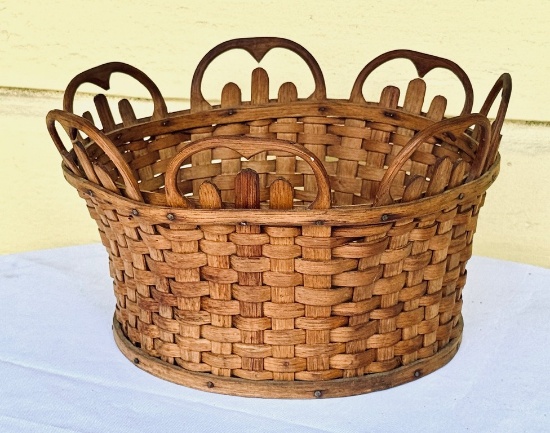 Early Valley of Virgina Country Folk Art Bread Basket