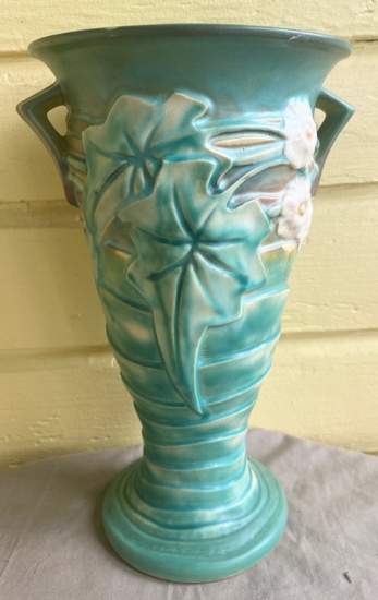 Roseville Ohio Pottery Vase "Luffa" Pattern