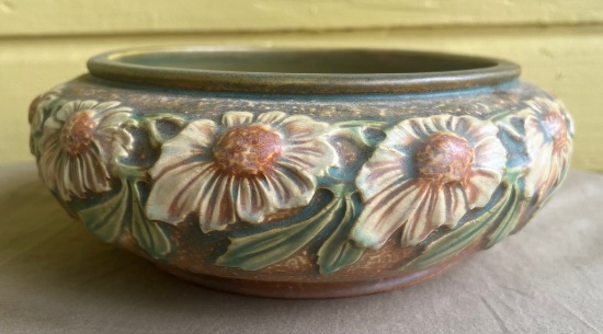 Roseville Art Pottery "Dahlorose" Bowl