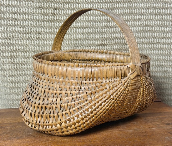 Antique Tennessee Buttocks Basket