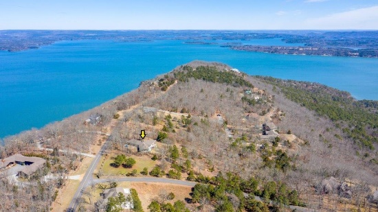 GREERS FERRY ABSOLUTE LAKEVIEW HOME