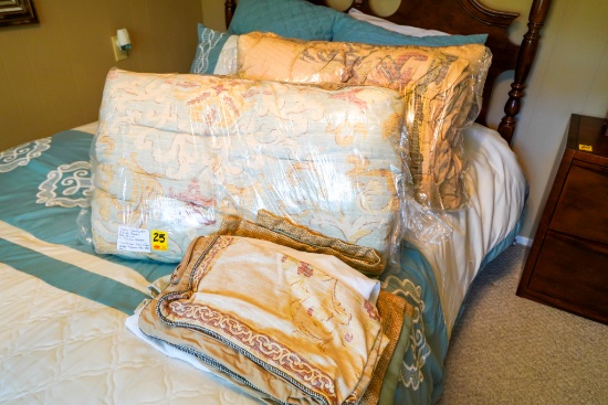 2 King Comforter Set