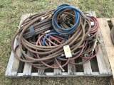 pallet of assorted air hoses