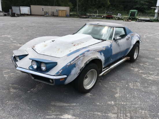 1969 Chevrolet Corvette Stingray, shows 59906 (actual mileage is unknown),