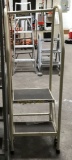 2-step safety ladder
