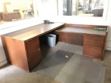 desk (71.5