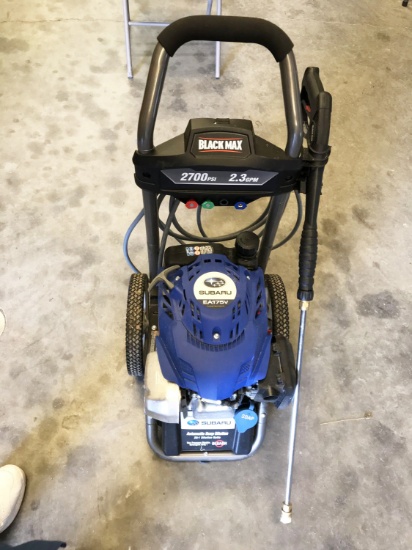 2017 BlackMax BM802711 pressure washer, 2700pst, 2.3gpm, Subaru engine, auto soap dilution, works, l