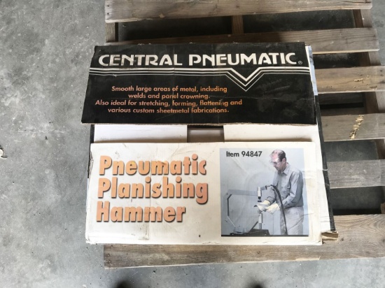 Central Pneumatic pneumatic planishing hammer, NEW in box