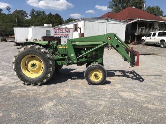 John Deere 2130 tractor with 146 front end leader, 8 speed lo-hi range, shows 1372hrs, needs seat, s