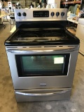 Frigidaire electric glass cooktop stove, is 30
